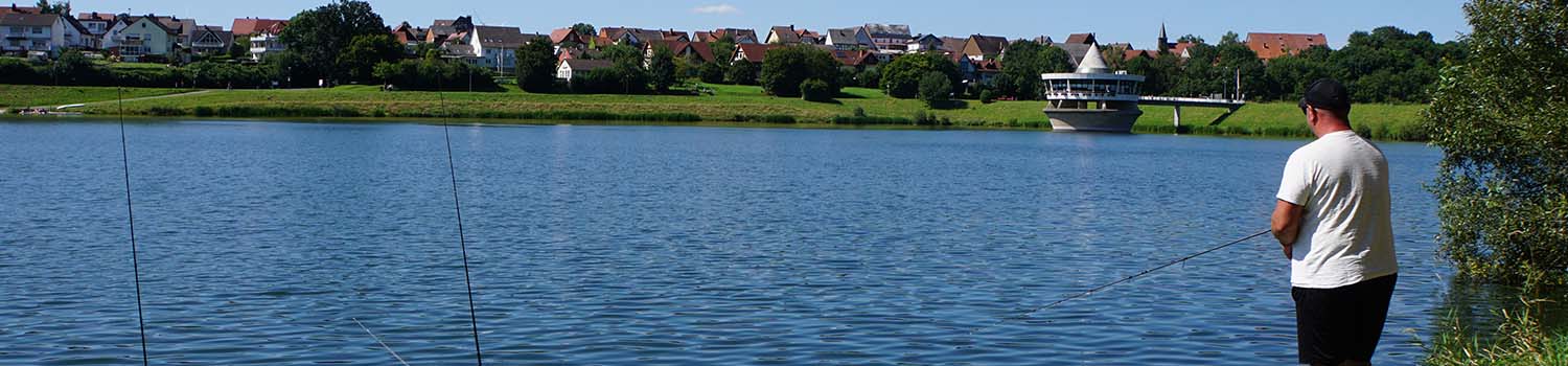 Stellplätze für Wohnmobile mit Ausblick - Reisemobilhafen Twistesee